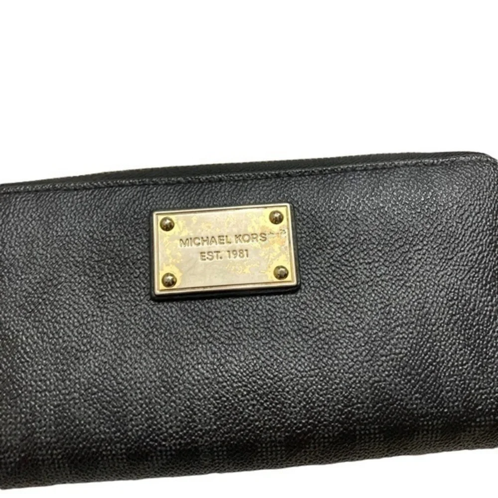Michael kors signature mk zipper clutch wallet brown